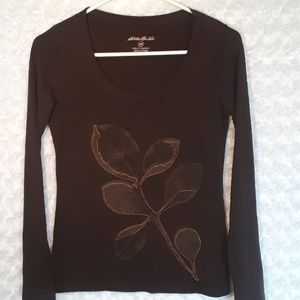 Womens Eddie Bauer long sleeved tee, size XS
